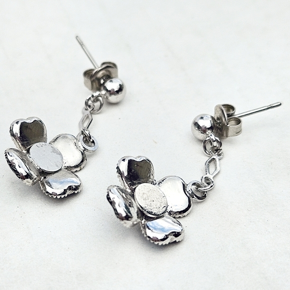 Blue Flower Drop Earrings - Picture 7 of 8